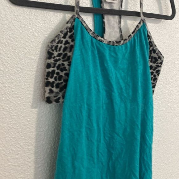 PINK-teal & cheatah print top-built un sports bra and tank overlay-Size medium - Picture 4 of 7